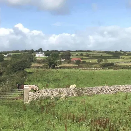 Farm Pets And Families Welcome Holiday home *